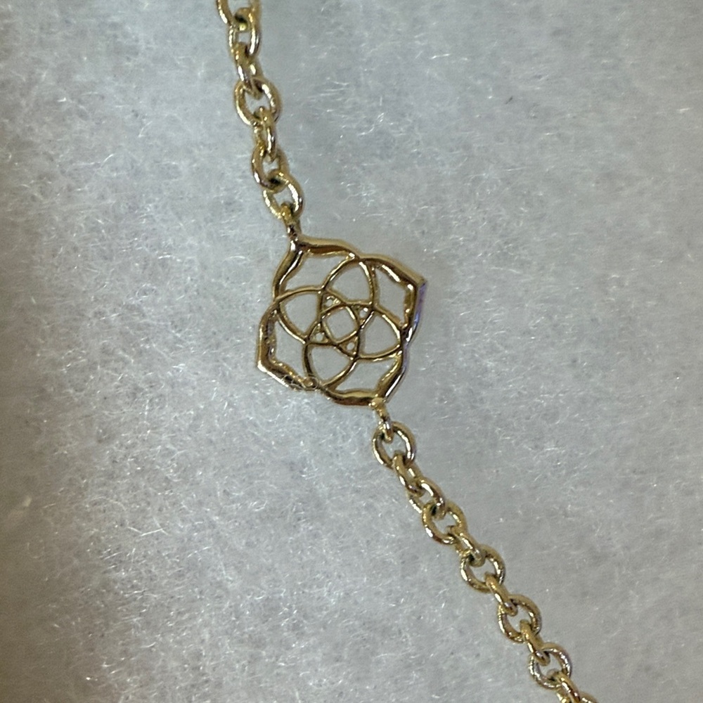 Kendra Scott Rue Long Strand Necklace in Gold Filigree - Picture 4 of 5